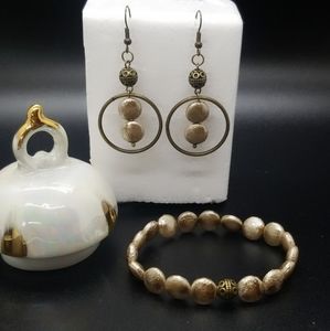 bracelet and earrings set